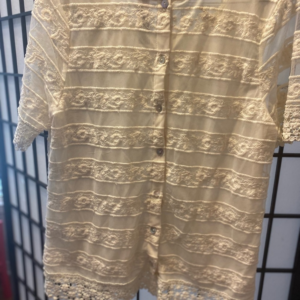 Lady blouses - Picture 2 of 5